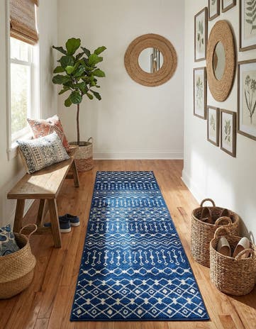 2' 7 x 10' Moroccan Trellis Runner Rug
