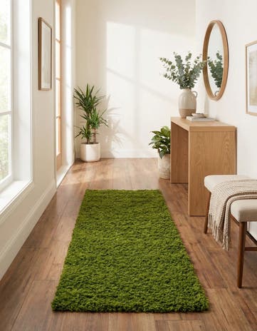 2' 7 x 10' Solid Shag Runner Rug