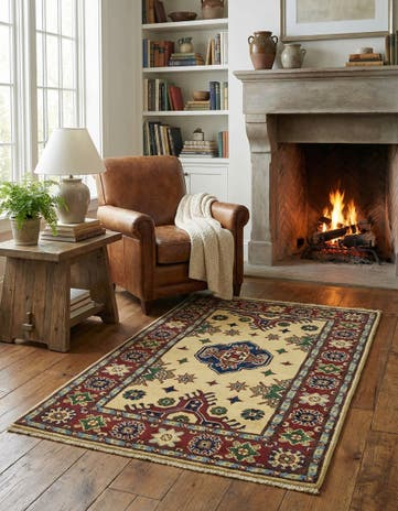 2' 6 x 4' 3 Hand Knotted Kazak Rug