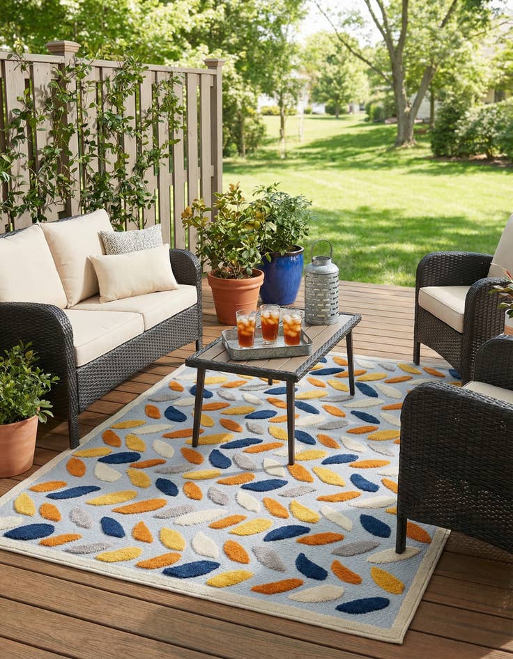 Detail image of 5' 3 x 8' Easy-Clean Aruba Indoor / Outdoor Rug