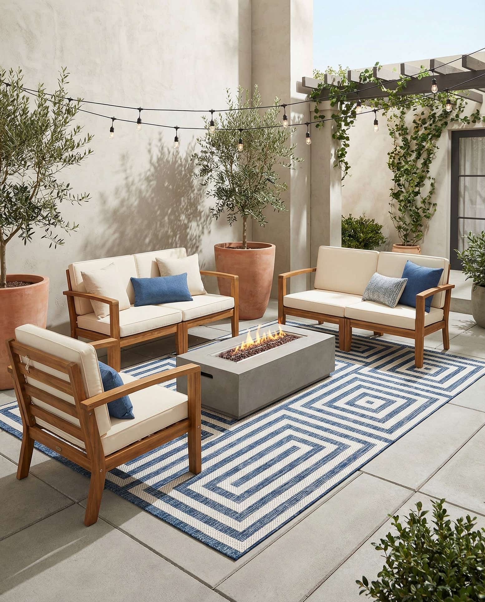 6' x 9' Easy-Clean Modern Indoor / Outdoor Rug