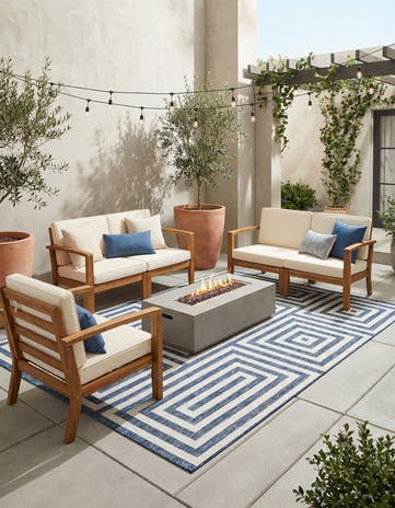 6' x 9' Easy-Clean Modern Indoor / Outdoor Rug