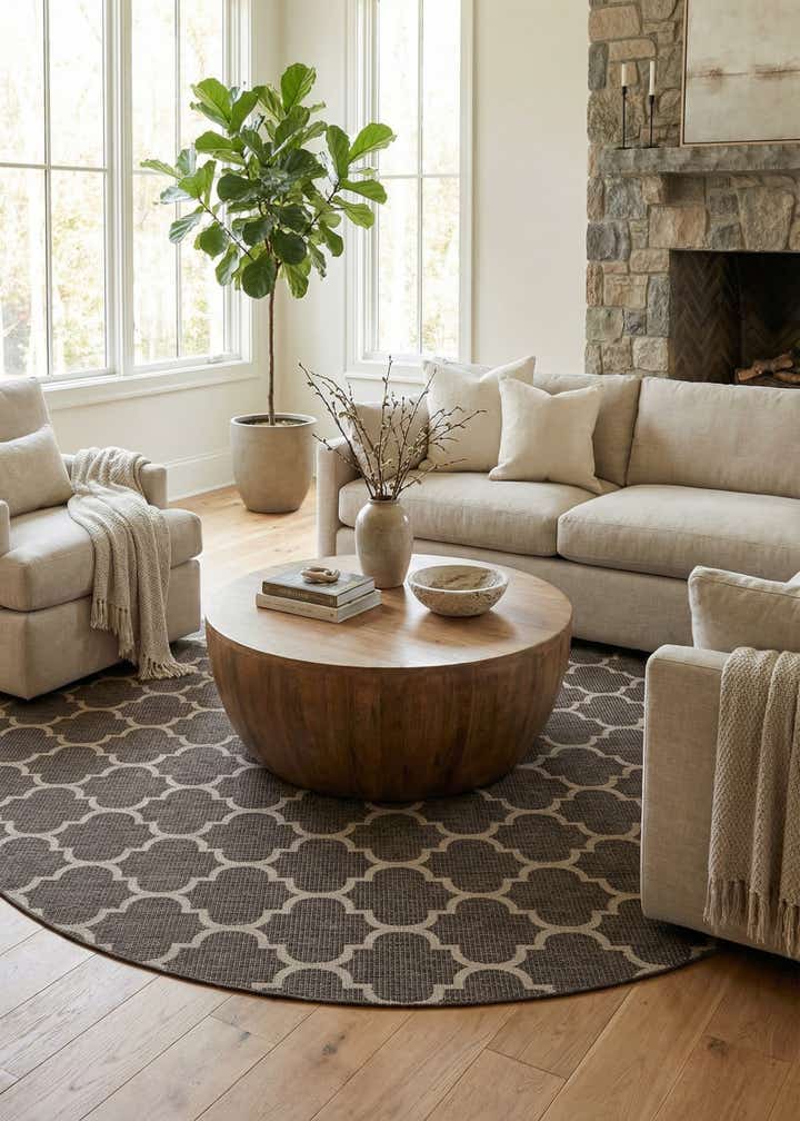 13' x 13' Easy-Clean Trellis Indoor / Outdoor Round Rug
