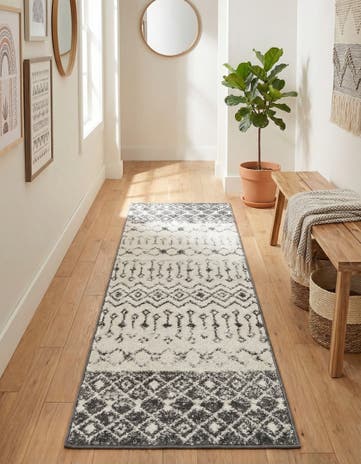 2' x 5' 3 Moroccan Trellis Runner Rug