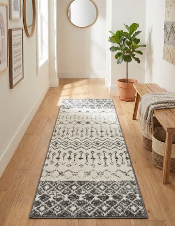 2' x 5' 3 Moroccan Trellis Runner Rug
