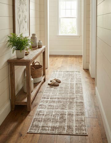 Light Brown Uptown Lexington Avenue Runner Rug