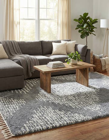 5' 3 x 8' Serenity Shag Rug