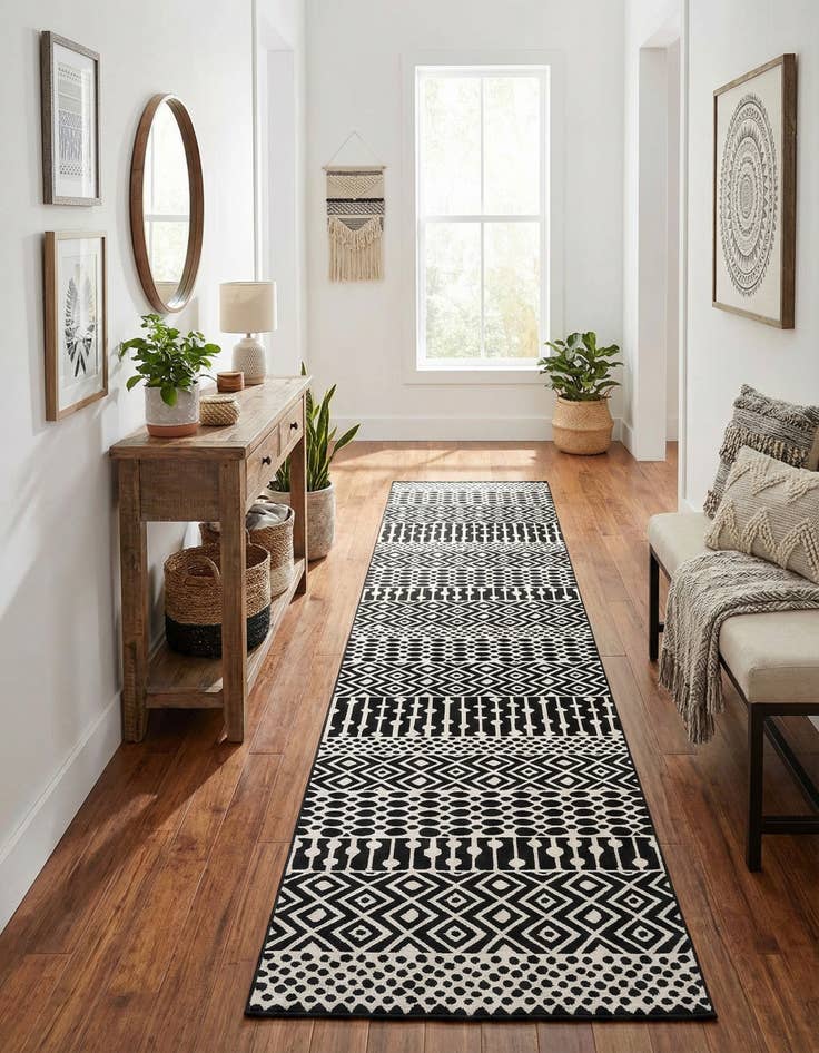 Detail image of 2' 7 x 12' Milano Runner Rug