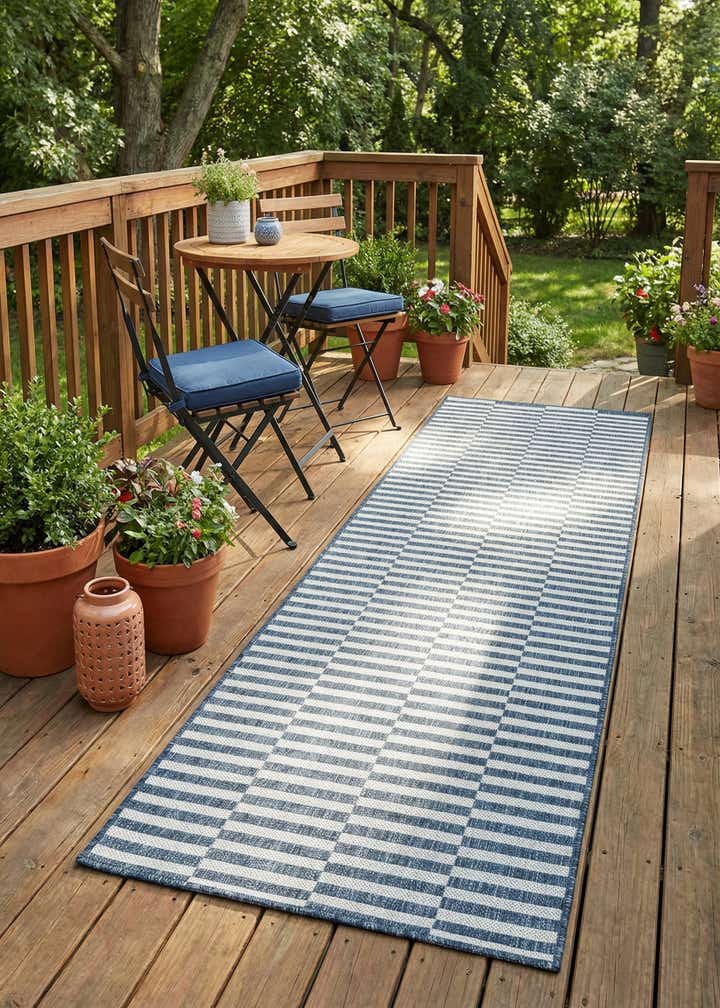 2' 7 x 10' Easy-Clean Ribbon Indoor / Outdoor Runner Rug