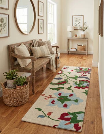 2' 6 x 8' Luna Runner Rug