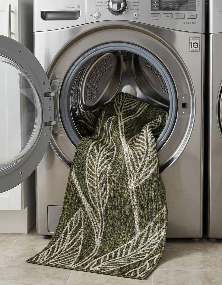 Detail image of  1' 6 x 8'  Washable Botanical Indoor / Outdoor Runner Rug