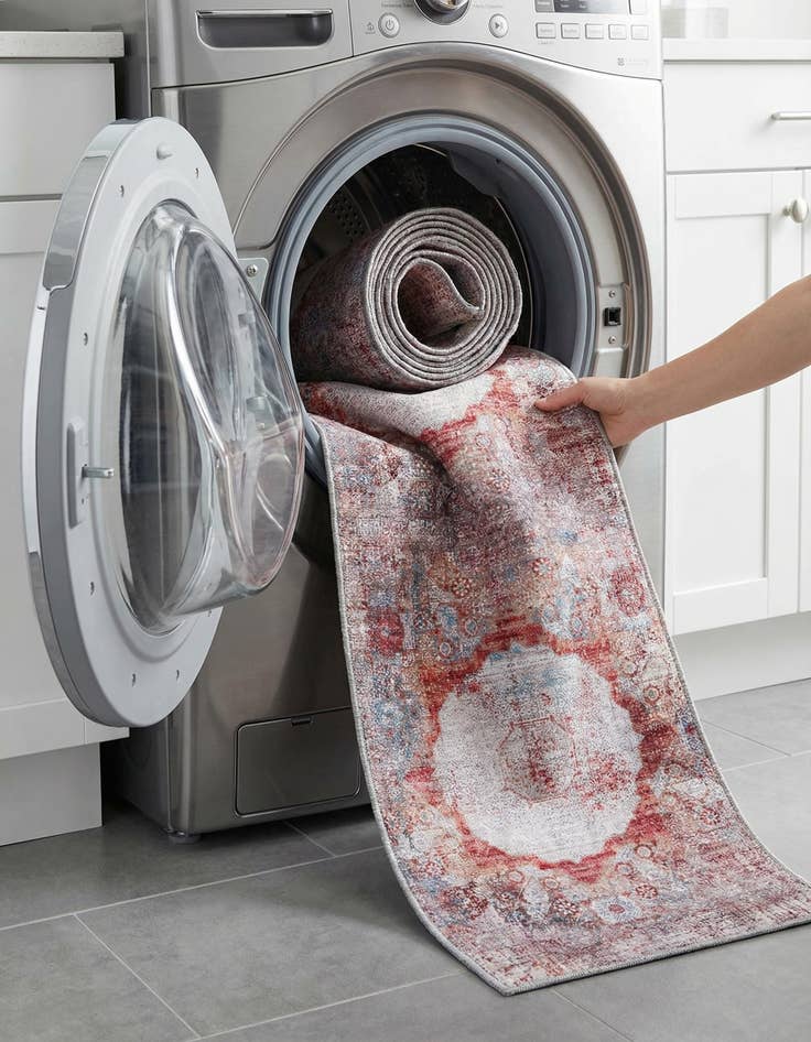 Detail image of 2' 7 x 10'  Washable Yara Runner Rug