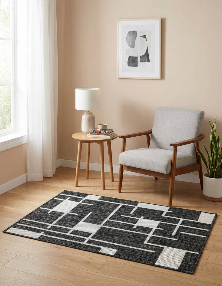 Detail image of  2' x 3'  Washable Modern Indoor / Outdoor Rug