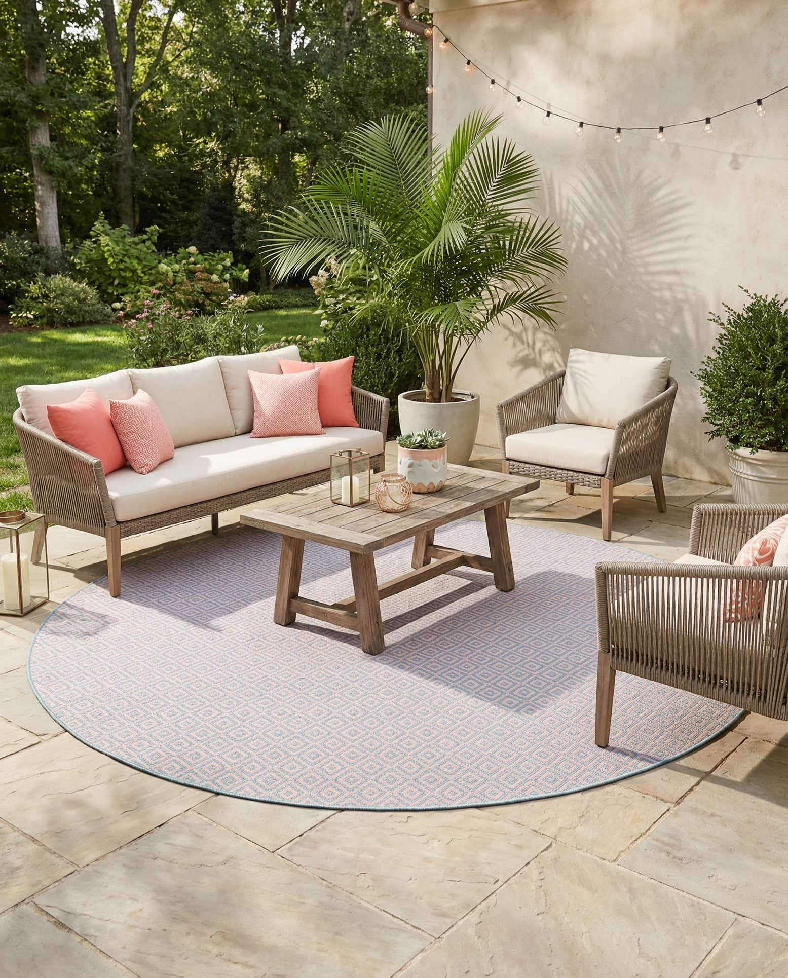 10' 8 x 10' 8 Easy-Clean Jill Zarin Costa Rica Indoor / Outdoor Round Rug