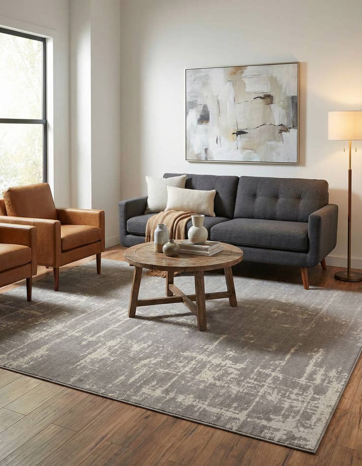 Detail image of 7' 10 x 10' Valencia Rug