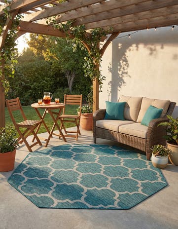5' 3 x 5' 3 Easy-Clean Lattice Indoor / Outdoor Octagon Rug