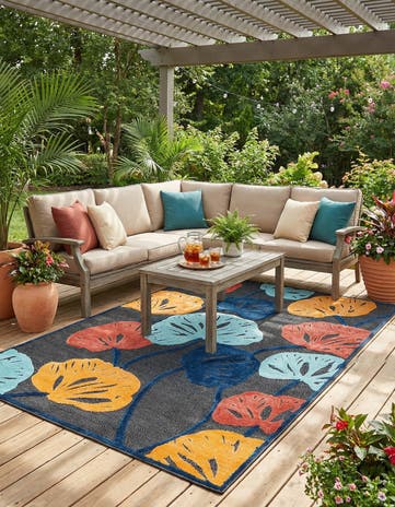 7' x 10' Easy-Clean Belize Indoor / Outdoor Rug