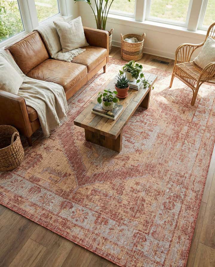 7' x 10' Easy-Clean Traditional Indoor / Outdoor Rug