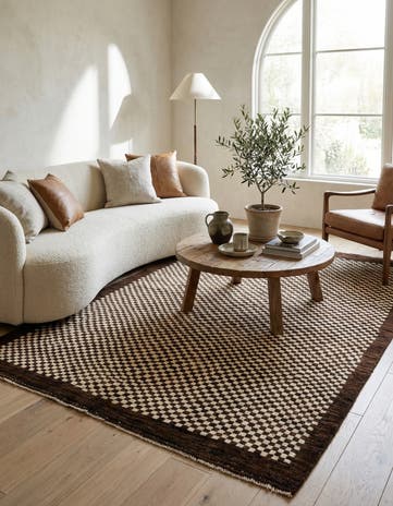 5' 6 x 7' 11 Hand Knotted Moroccan Wool Rug