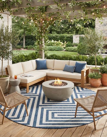 13' x 13' Easy-Clean Modern Indoor / Outdoor Round Rug