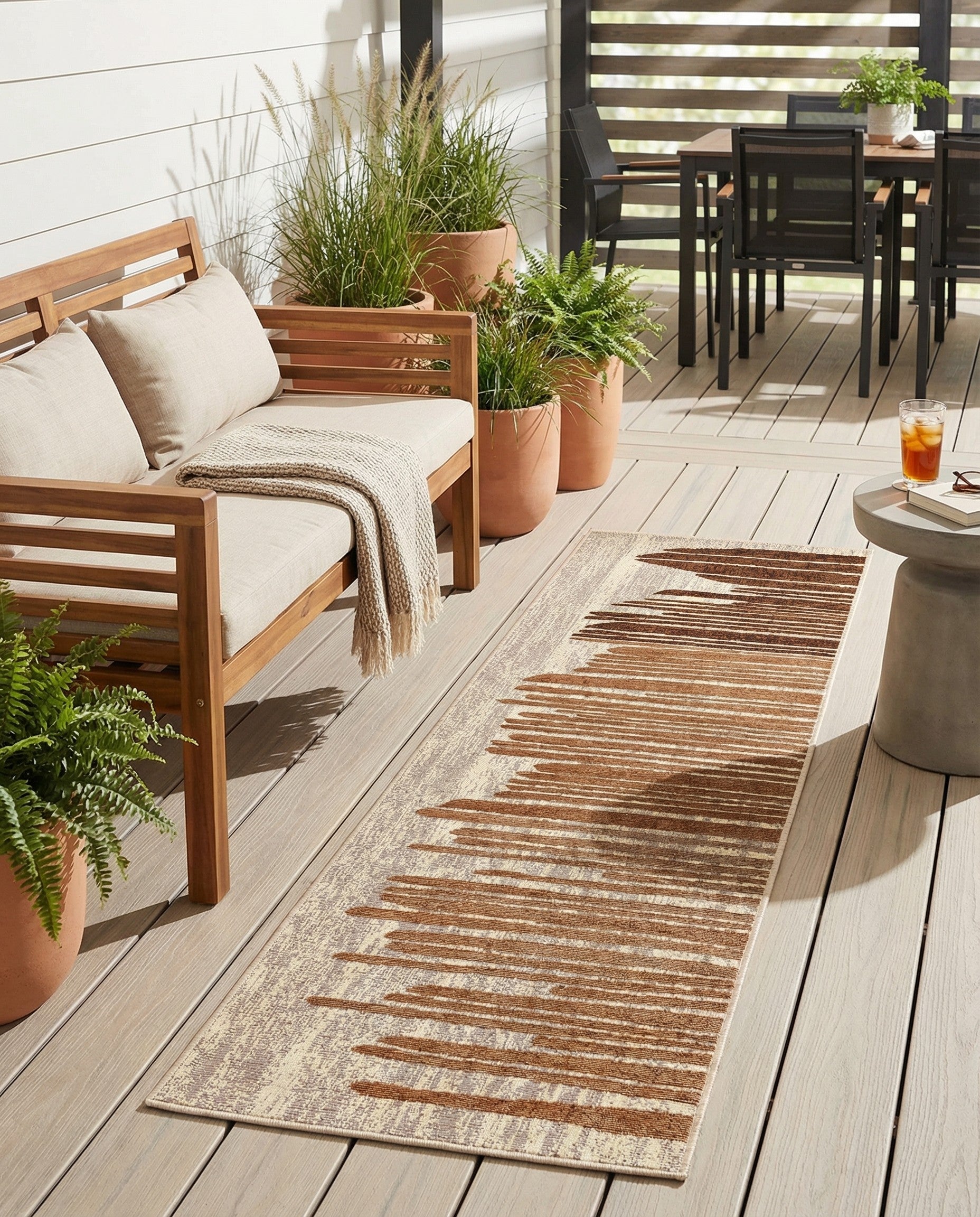 2' x 8' Easy-Clean Modern Indoor / Outdoor Runner Rug