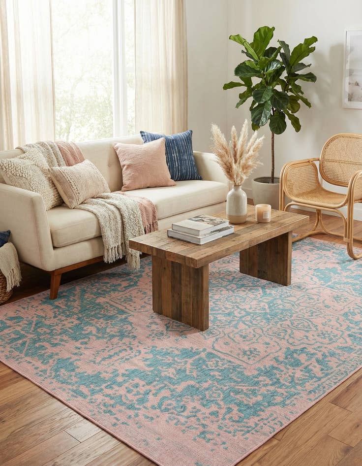 Detail image of 7' x 10'  Washable Jill Zarin Dubai Indoor / Outdoor Rug