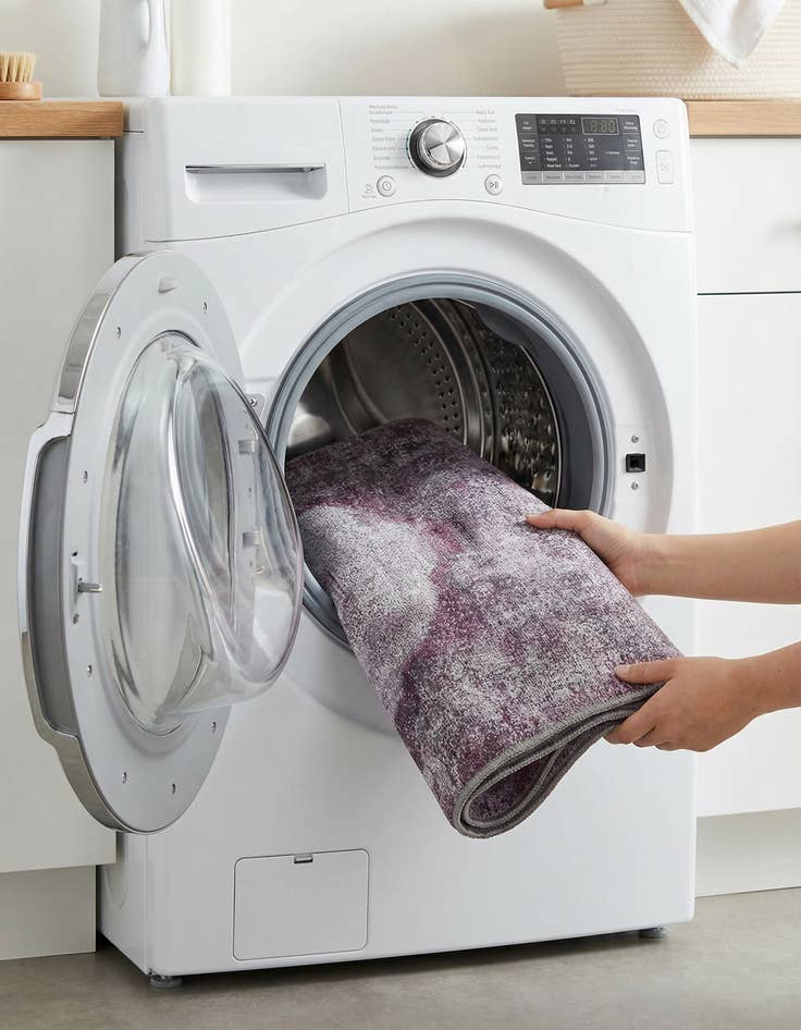 Detail image of 2' x 5'  Washable Yara Runner Rug