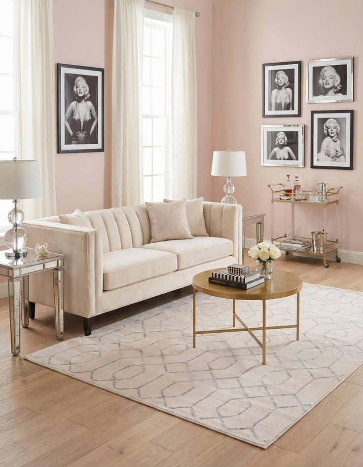 Detail image of 4' x 6'  Marilyn Monroe™ Glam Trellis Rug