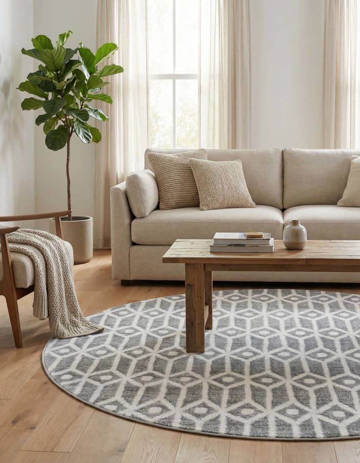 Detail image of 5' x 5' Lattice Trellis Round Rug