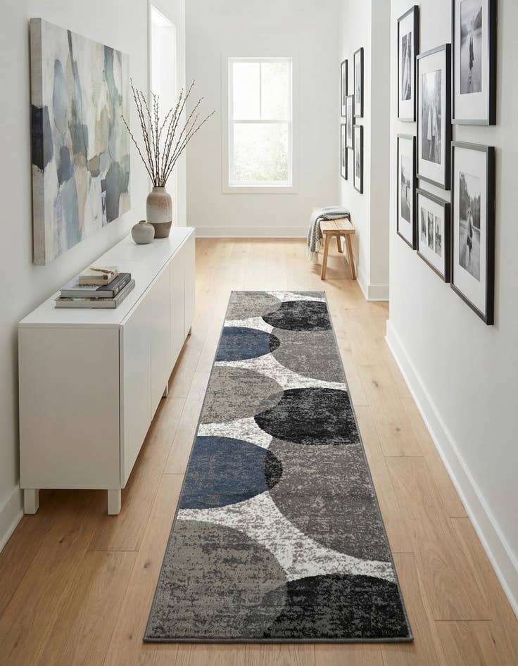 Detail image of  2' 7 x 12' Oslo Runner Rug