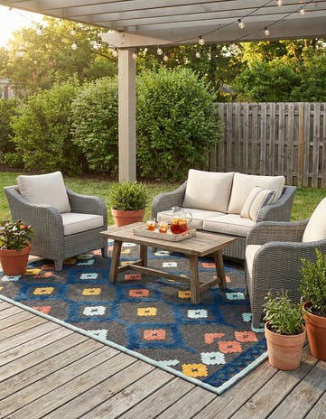 Charcoal Easy-Clean Belize Indoor / Outdoor Rug