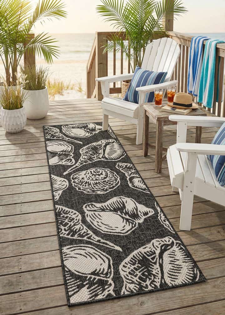 2' x 6' Easy-Clean Coastal Indoor / Outdoor Runner Rug