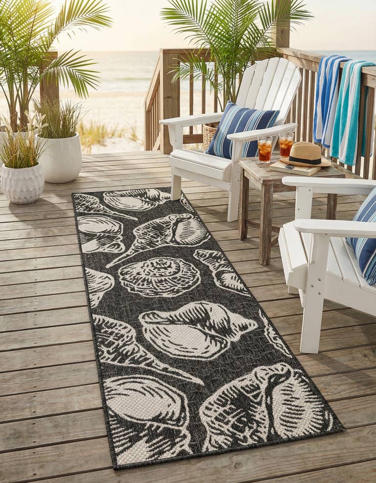 Detail image of 2' x 6'  Washable Coastal Indoor / Outdoor Runner Rug
