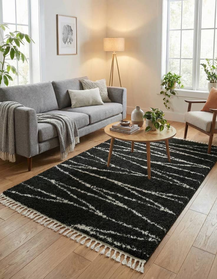 Detail image of 5' 3 x 8' Serenity Shag Rug