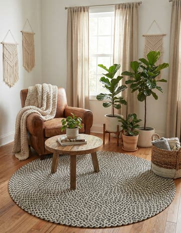 Gray Handmade Tweed Braided Jute Round Rug