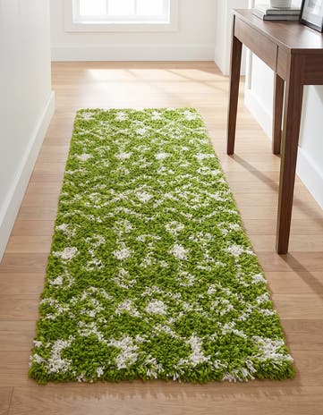 2' x 5' Moroccan Trellis Shag Runner Rug