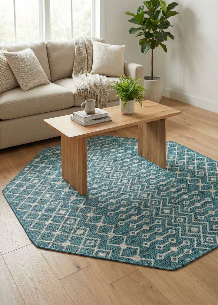 5' 3 x 5' 3 Easy-Clean Trellis Indoor / Outdoor Octagon Rug