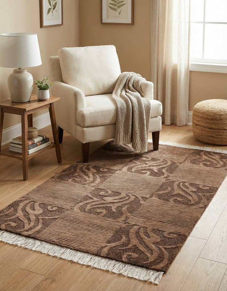 Detail image of  2' 7 x 4' 11  Hand Knotted Darya Wool Rug