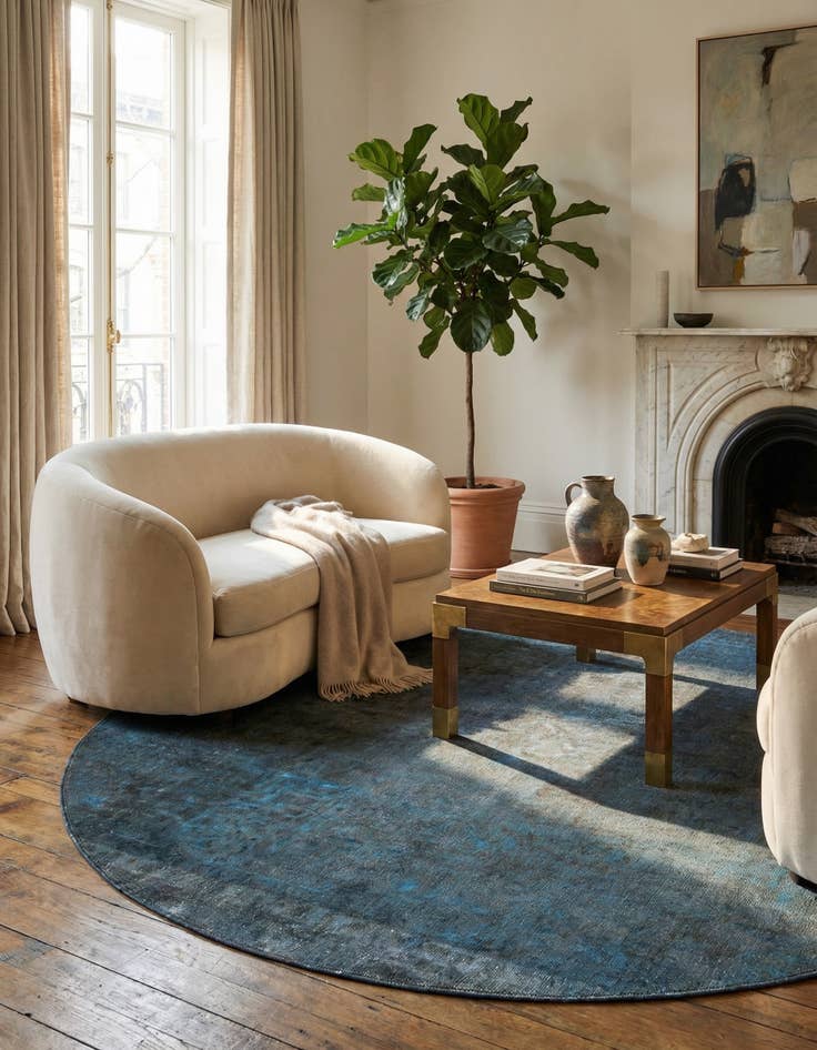 Detail image of 7' x 7'  Hand Knotted Ultra Vintage Persian Wool Round Rug