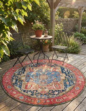 5' x 5' Easy-Clean Traditional Indoor / Outdoor Round Rug