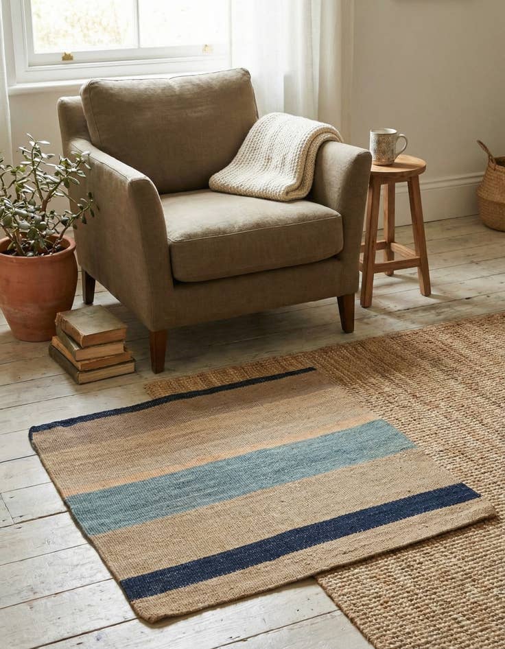 Detail image of 1' 5 x 1' 7 Hand Woven Pillow Wool Square Rug