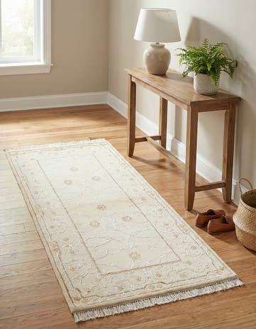 2' 8 x 5' 2 Hand Knotted Darya Wool Rug