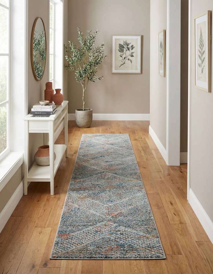 Detail image of  2' 7 x 13' Leipzig Runner Rug