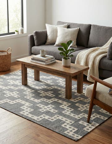 4' 2 x 6' 1 Hand Woven Kilim Wool Rug