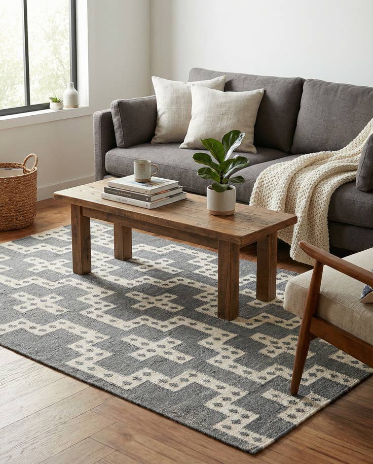 Detail image of 4' 2 x 6' 1 Hand Woven Kilim Wool Rug