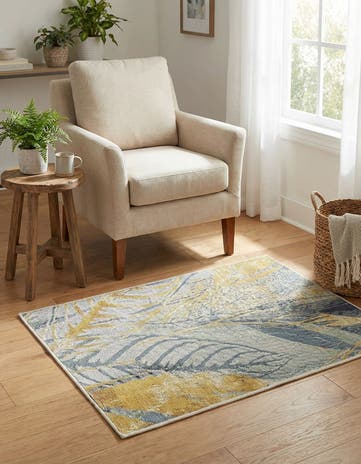2' x 3' Easy-Clean Botanical Indoor / Outdoor Rug