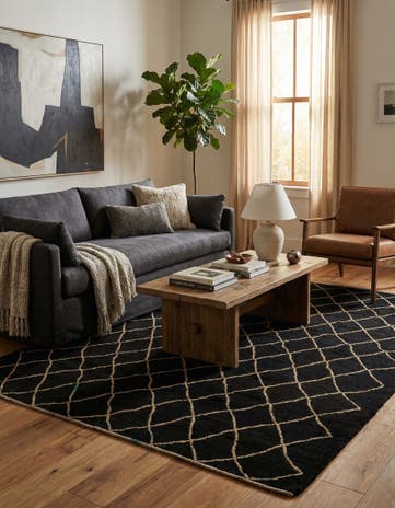 5' 8 x 7' 9 Hand Knotted Darya Wool Rug