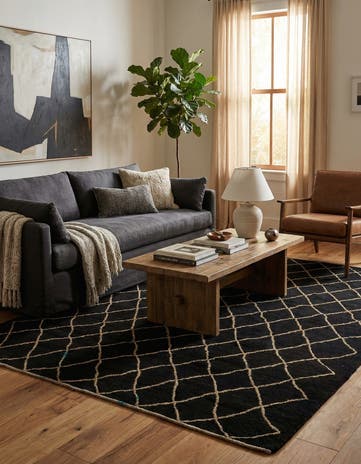 5' 8 x 7' 9 Hand Knotted Darya Wool Rug