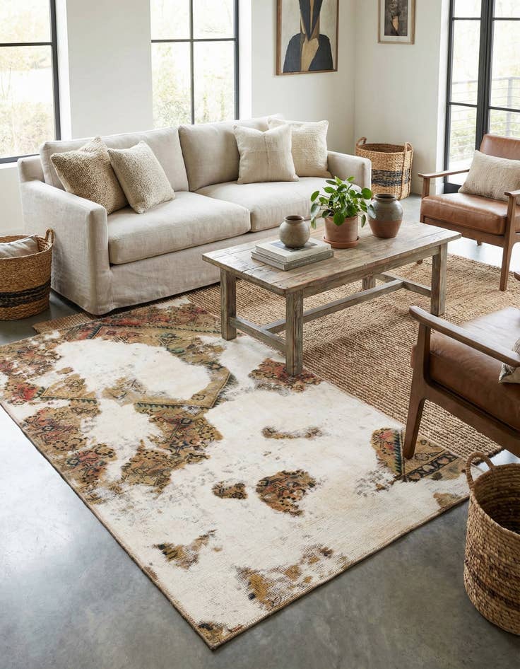 Detail image of 4' x 6' 10  Hand Knotted Ultra Vintage Persian Wool Rug