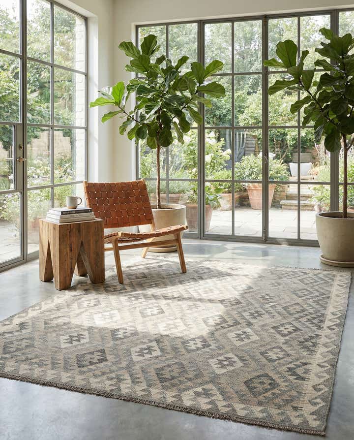 5' 4 x 6' 5 Hand Woven Kilim Maymana Wool Rug